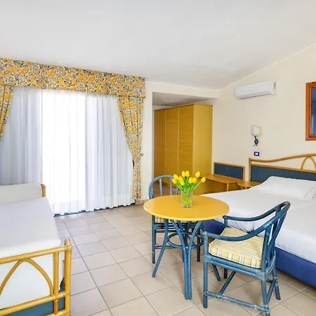 Voi Tanka Village منتجع فيلاّسيمِيوس